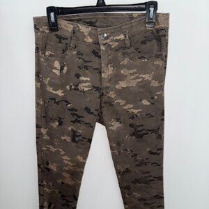 Lola and Sofie Camo Jeans  NWOT  Sz S